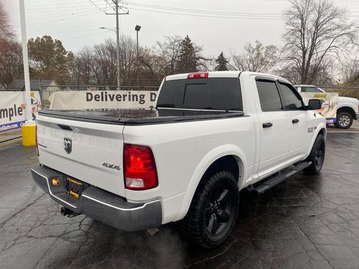2015 RAM 1500 SLT