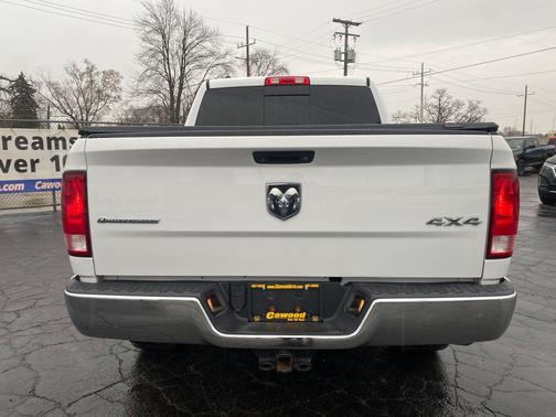 2015 RAM 1500 SLT