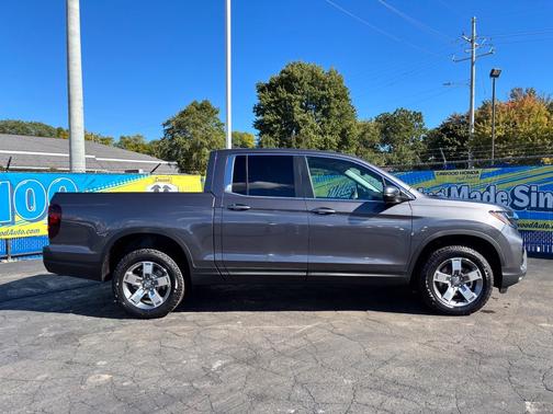 Modern Steel Metallic 2026 Honda Ridgeline RTL