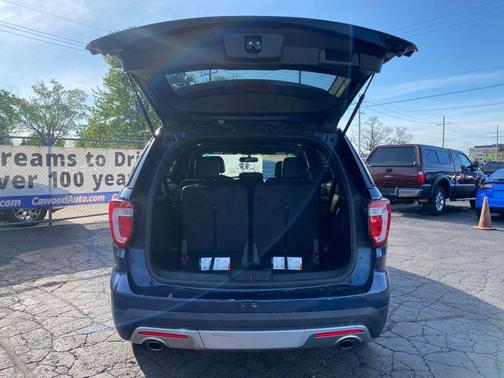 Blue Jeans Metallic 2016 Ford Explorer XLT