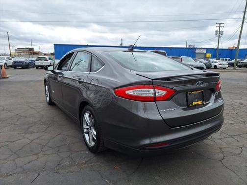2016 Ford Fusion Hybrid SE