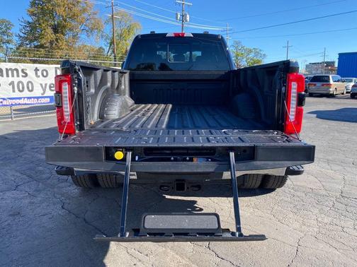2024 Ford F-350 Lariat