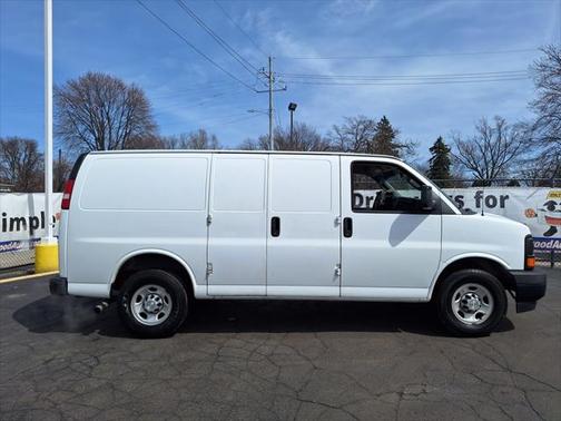 2017 Chevrolet Express 2500 Work Van