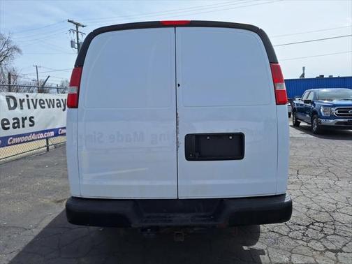 2017 Chevrolet Express 2500 Work Van