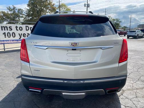 2017 Cadillac XT5 Platinum
