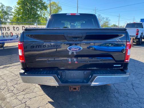 Agate Black Metallic 2019 Ford F-150 XLT