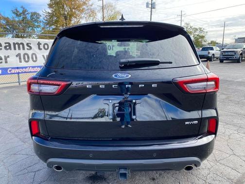 2024 Ford Escape ST-Line Elite