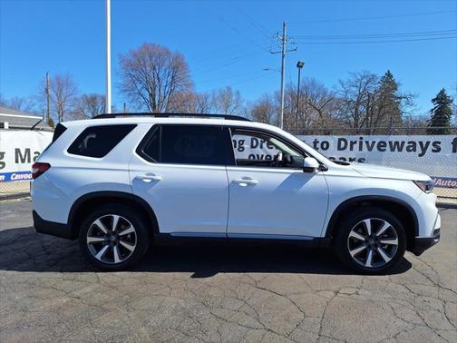 2024 Honda Pilot Elite