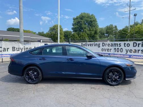 2025 Honda Accord Sport SE 1.5T