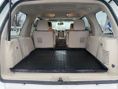 2014 Lincoln Navigator Base