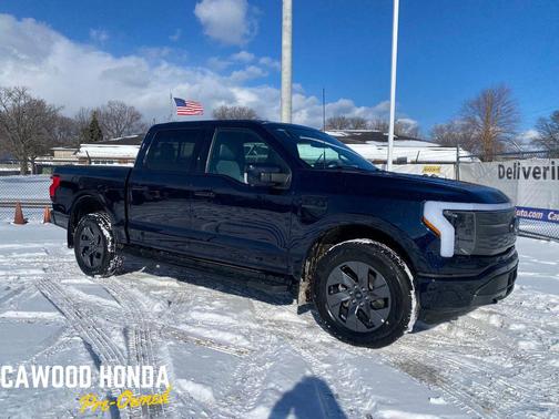 2023 Ford F-150 Lightning LARIAT