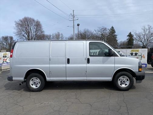2020 GMC Savana 2500 Work Van