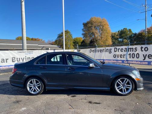 2013 Mercedes-Benz C-Class C 300