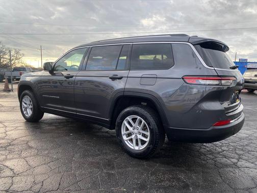 2023 Jeep Grand Cherokee L Laredo