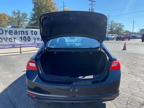 2017 Chevrolet Malibu 1LT