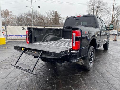 2025 Ford F-250 Platinum