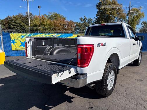 Oxford White 2023 Ford F-150 XLT