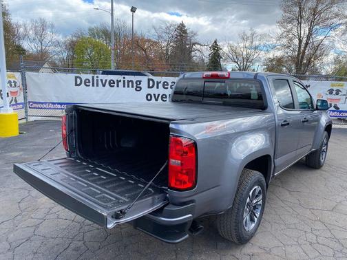 Satin Steel Metallic 2022 Chevrolet Colorado Z71