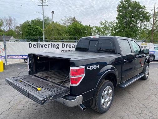 Tuxedo Black Metallic 2013 Ford F-150 Lariat