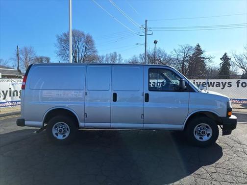 2021 GMC Savana 2500 Work Van