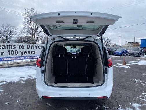 2023 Chrysler Pacifica Hybrid Limited