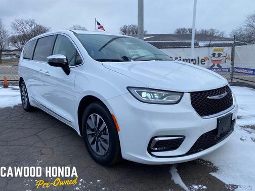 2023 Chrysler Pacifica Hybrid Limited