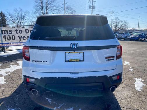 2022 Honda Passport AWD TrailSport