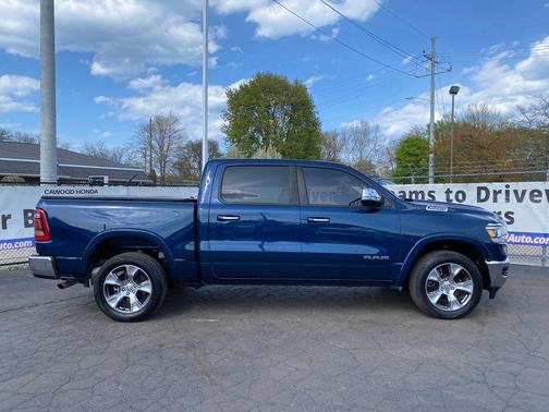 Patriot Blue Pearlcoat 2019 RAM 1500 Laramie