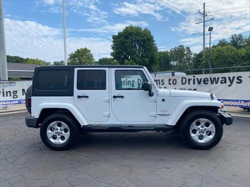 2013 Jeep Wrangler Unlimited Sahara