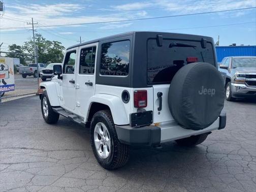 2013 Jeep Wrangler Unlimited Sahara