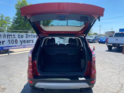Ruby Red Metallic Tinted Clearcoat 2018 Ford Escape SEL