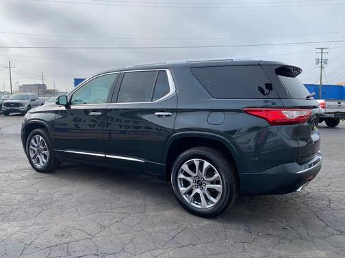 2021 Chevrolet Traverse Premier