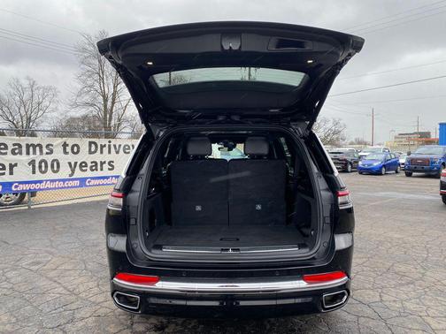 2023 Jeep Grand Cherokee L Overland