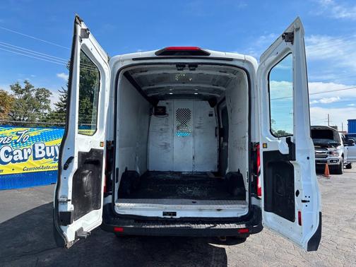 Oxford White 2019 Ford Transit-250 Base