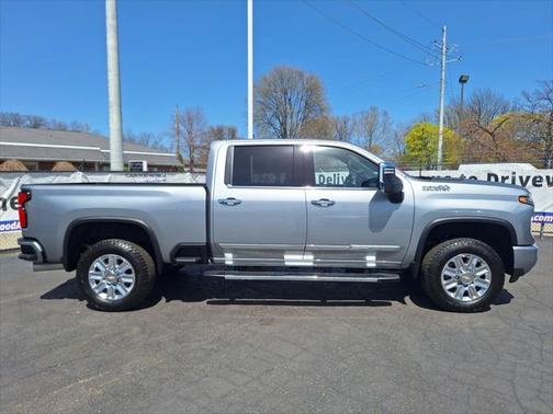 2025 Chevrolet Silverado 3500 High Country