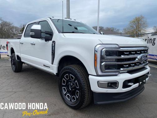 Star White Metallic Tri-Coat 2023 Ford F-350 Platinum
