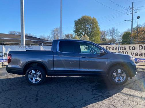 Modern Steel Metallic 2026 Honda Ridgeline RTL