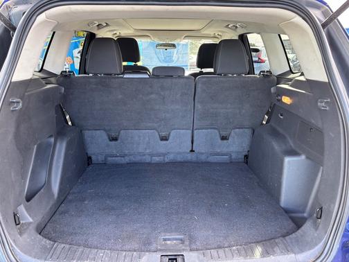 Deep Impact Blue 2014 Ford Escape SE