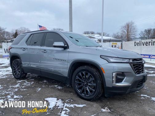 2023 Chevrolet Traverse RS