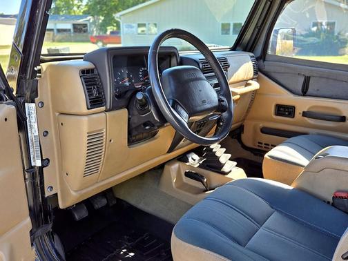 2001 Jeep Wrangler Sahara