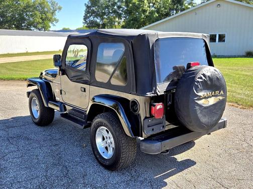 2001 Jeep Wrangler Sahara