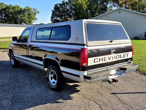 1989 Chevrolet Pickup Truck Base