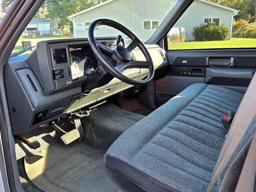 1989 Chevrolet Pickup Truck Base