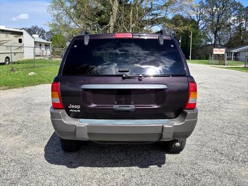 2004 Jeep Grand Cherokee Laredo