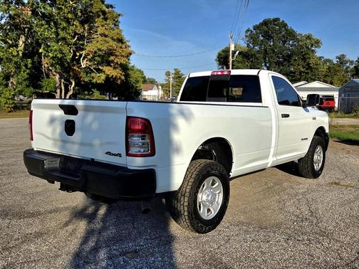 2019 RAM 2500 Tradesman Regular Cab 4x4 8' Box