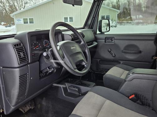 2004 Jeep Wrangler X