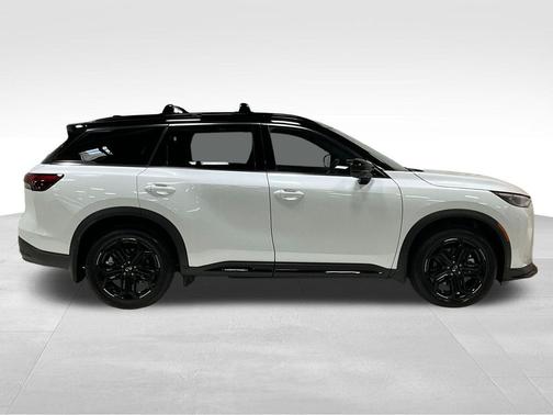 Radiant White/Black Obsidian 2026 INFINITI QX60 SPORT AWD