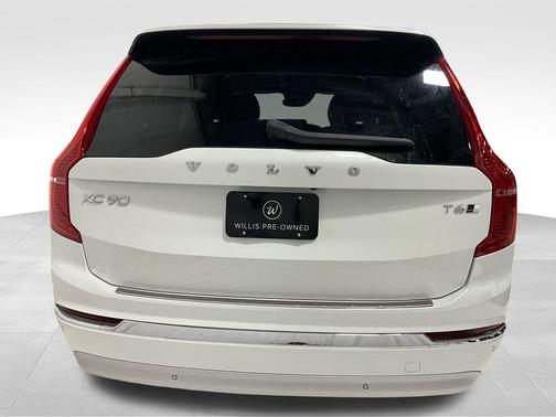 2022 Volvo XC90 T6 Inscription