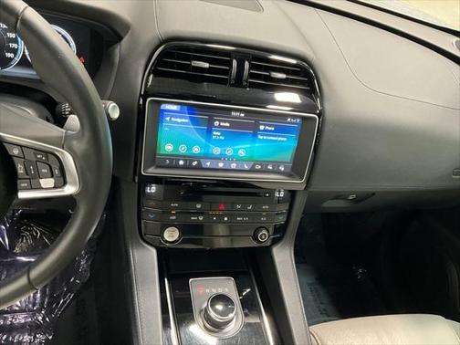 2017 Jaguar F-PACE First Edition