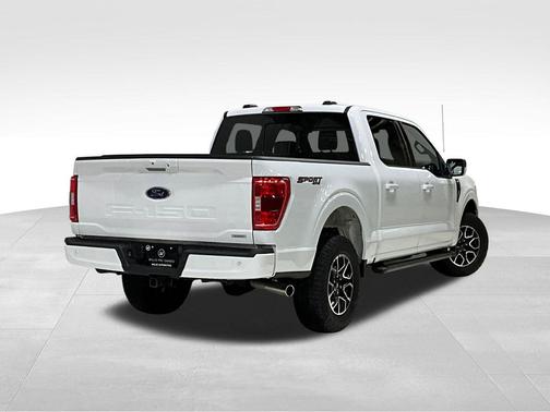 Oxford White 2023 Ford F-150 XLT